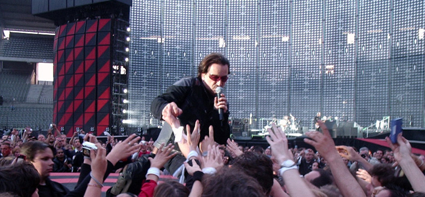 Bono au Stade du Roi Baudouin, le 10 juin 2005.