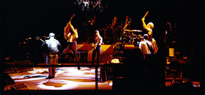 U2 en duo avec B.B. King lors du Lovetown Tour.